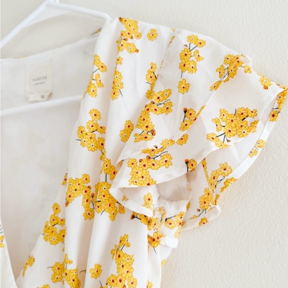 Elegant Yellow Floral Midi Dress - Picture 5 of 8